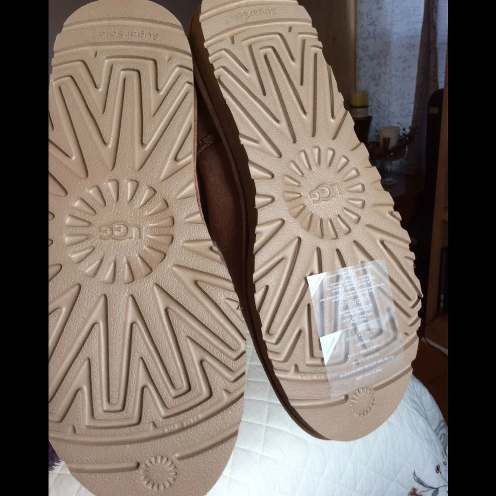 UGG CLASSIC ULTRA MINI boots